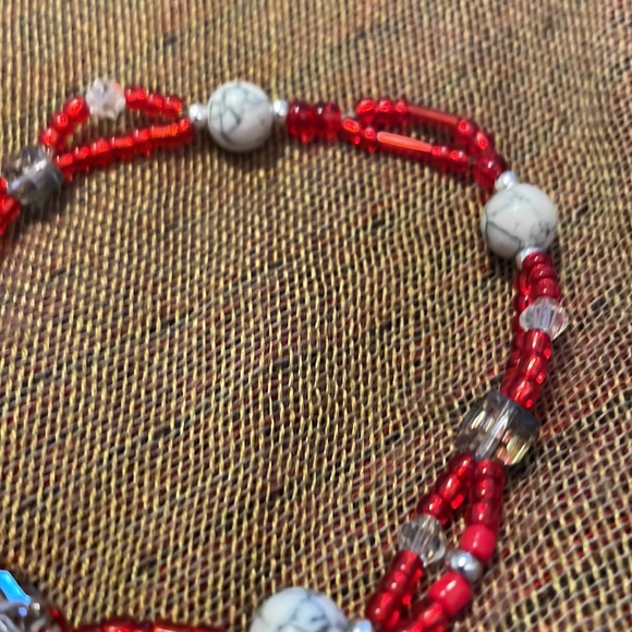 2/25 Handmade Silvertone Red & Clear Beads Bracelet & Earrings w Snowflake Theme - Picture 7 of 7